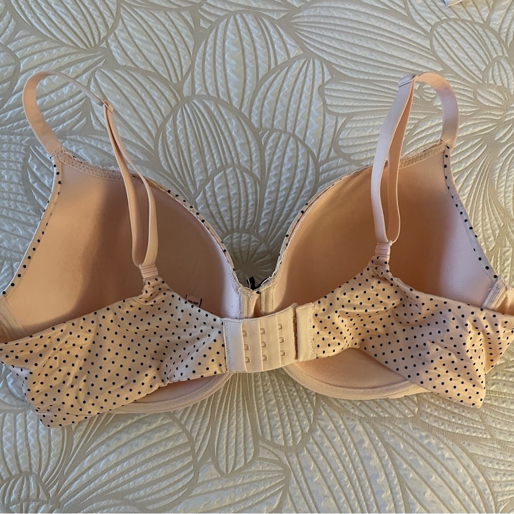 Victoria's Secret Pink and Black Polkadot Bra - Picture 11 of 12